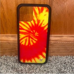NWOT Wildflower iPhone 11 Pro Case